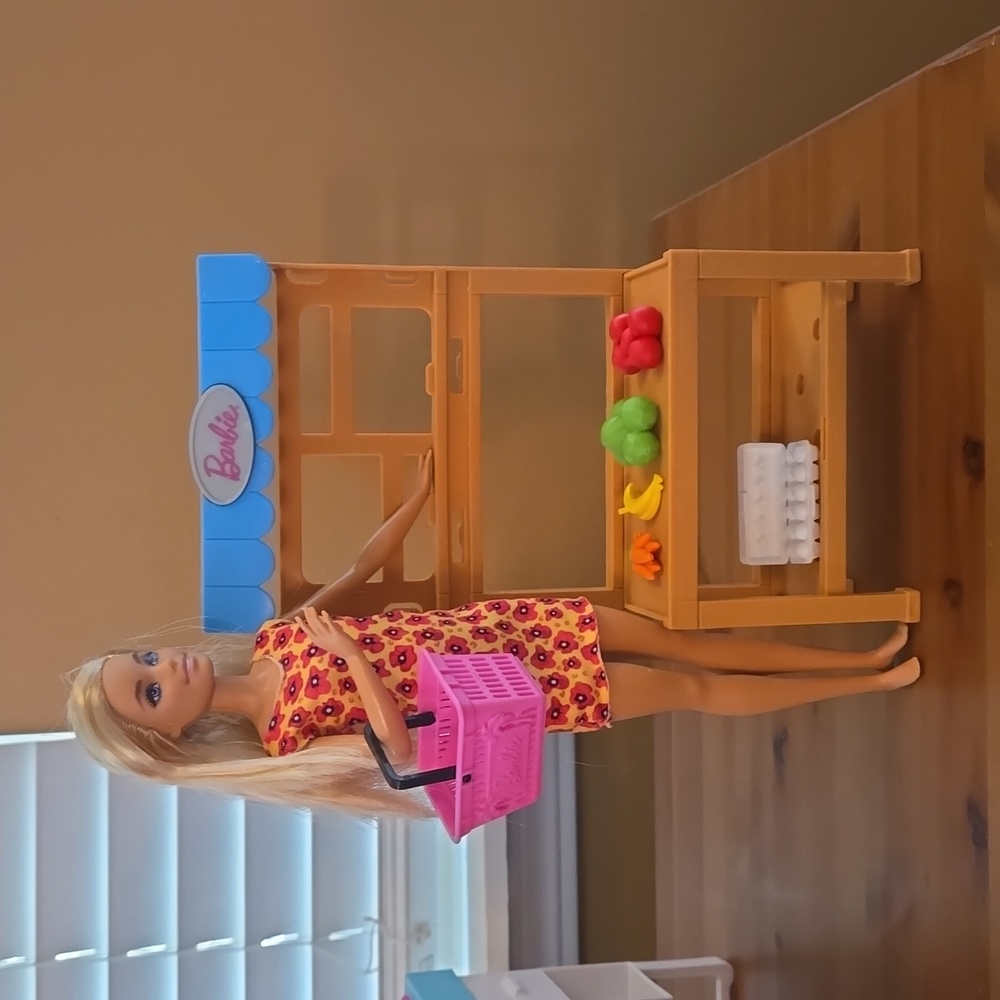 Barbie Farmers Market Playset
